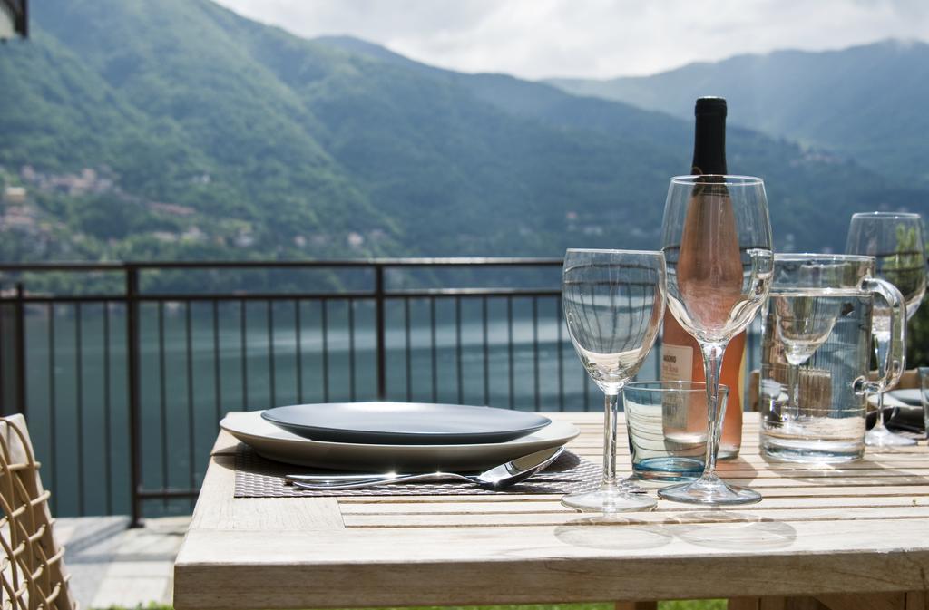 5 Luxury Laglio Apartments-By Italian Apartments Номер фото