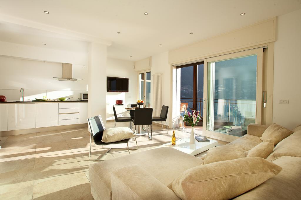 5 Luxury Laglio Apartments-By Italian Apartments Номер фото